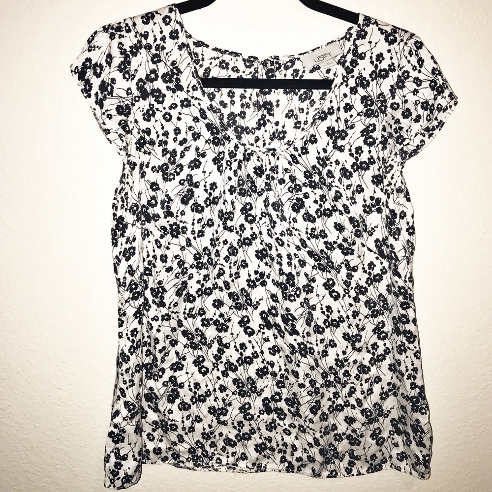 Ann Taylor Loft • Silk Floral Blouse